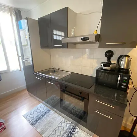 Le Charles Apartment *