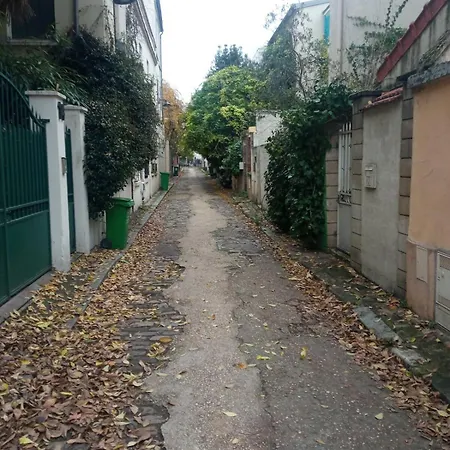 Apartman Le Charles Párizs