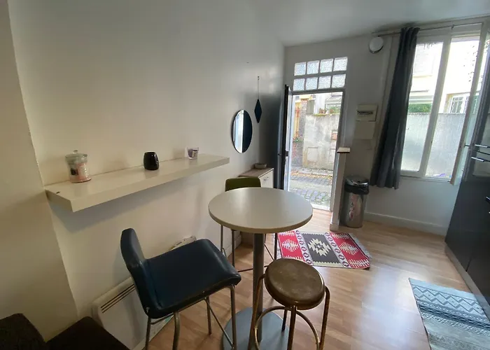 Le Charles Apartment Paris